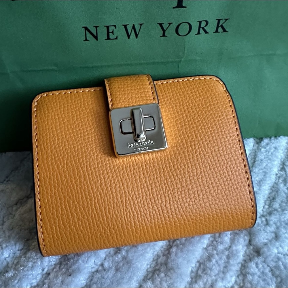 NWT! kate spade phoebe small card holder